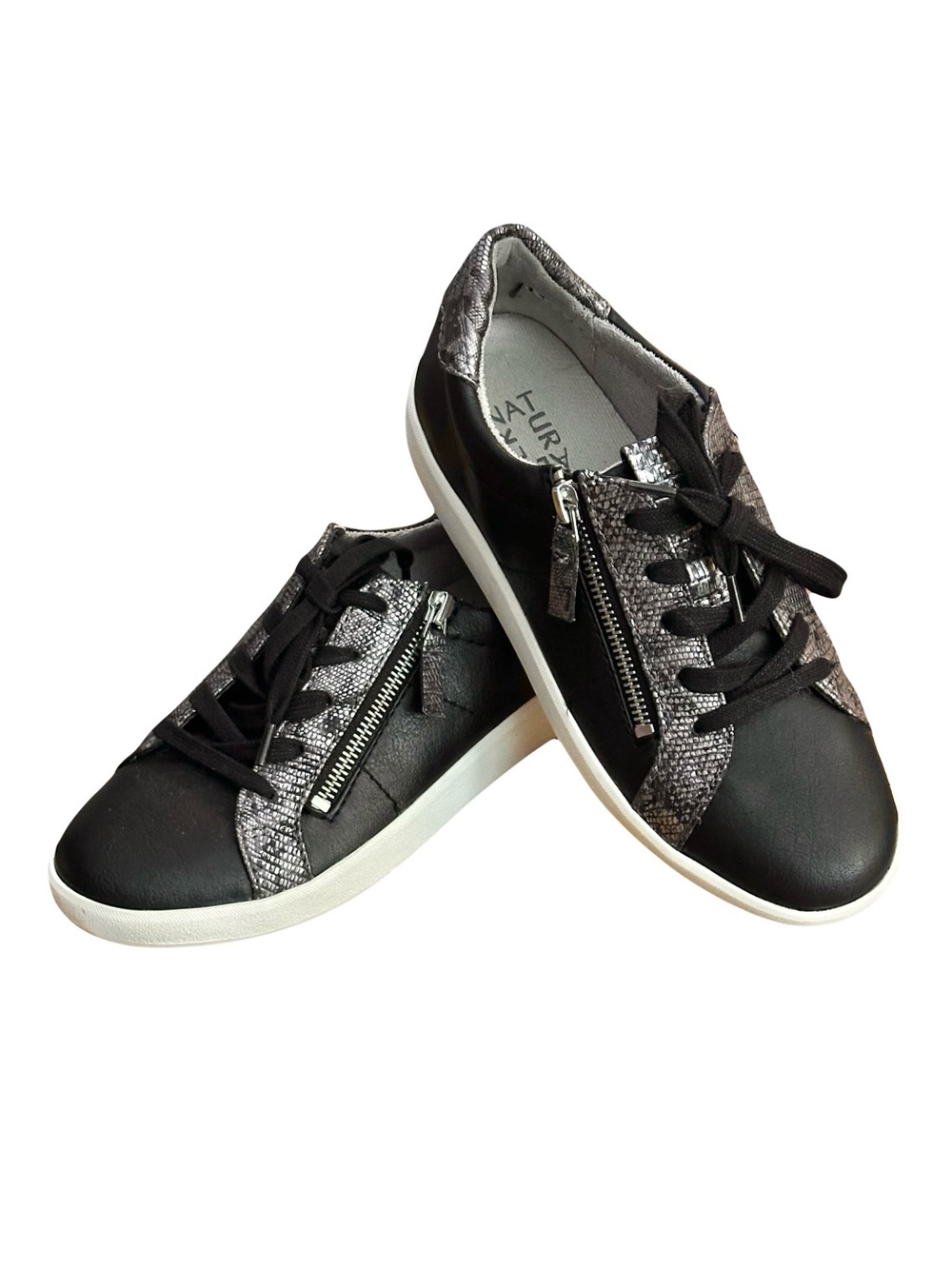 NWOT Naturalizer Black Sneakers with Silver Metallic Accents